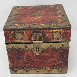 Handmade Pier 1 India Decorative Brass Wood Hinged Trinket Stash Box